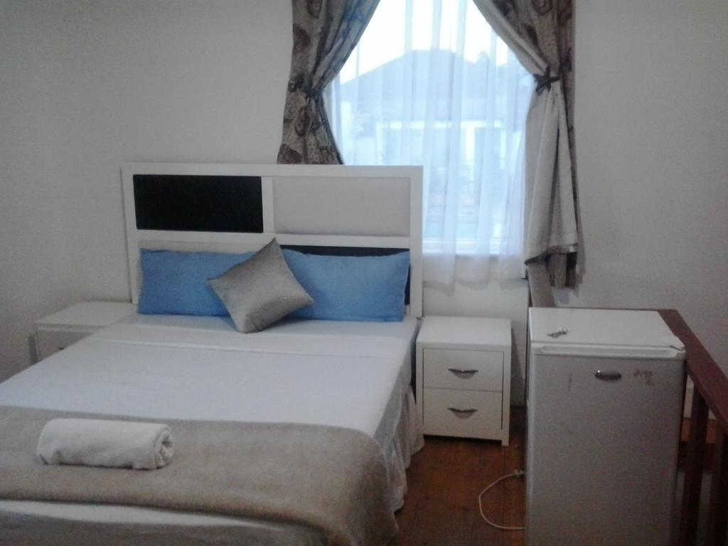 Marathon Lodge Joanesburgo Quarto foto
